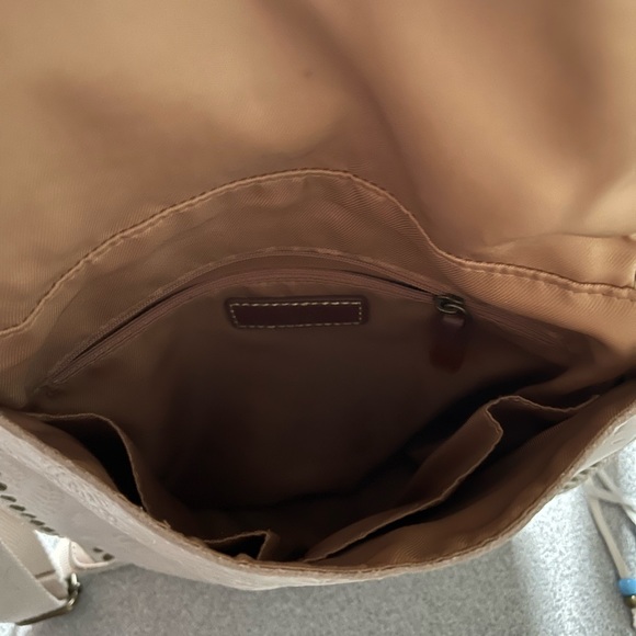 The Sak Silverlake Ivory Crossbody Leather Bag - Picture 7 of 16